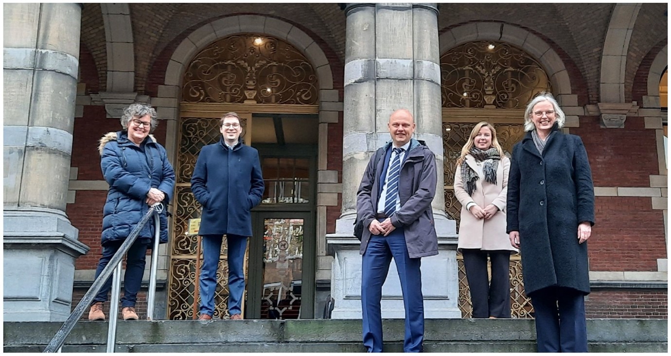 Ms. Titia Bredée, Ms. Floor van Donselaar and Mr. Mart Waterval from Nuffic, with Mr. Mervin Bakker and Ms. Jodien Houwers from the ISR department of the University of Groningen.